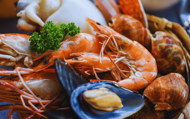 台中出發~山海雙享 海鮮燒烤吃到飽 五星瓏山林湯饗2日