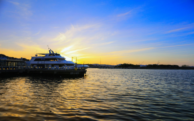 台中出發 府城有禧  安平浪漫遊船  正宗百年風味 五星台南禧榕軒一泊二食爽住二日
