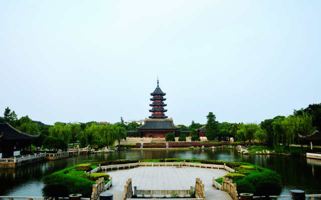 【瑞馬喜迎春】江南鹽官過大年.乾隆宴.海鮮火烤兩吃.五星萬豪6日