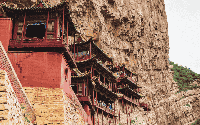 鄭州山西８日－雲岡石窟.懸空寺.雲丘山萬年冰洞、壺口瀑布、平遙古城、關帝廟