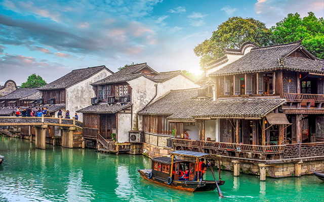 江南烏鎮住一晚升等三晚希爾頓五日 大搖櫓船進烏鎮＋下午茶