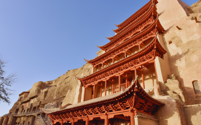 甘青畫廊環線10日~天空之境-茶卡鹽湖/青海湖/塔爾寺/月牙泉/七彩丹霞